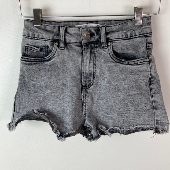 ✨3/$25✨ Refuge Denim High Rise Gray Jean Shorts - 0 - Picture 1 of 8